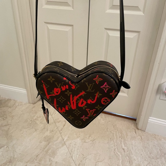 Louis Vuitton Handbags - fall in love heartbox bag louis vuitton